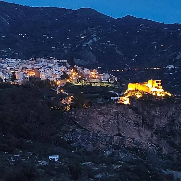 Location de vacances pour 15 personnes, avec vue ainsi que piscine et jardin à Lanjarón - 3