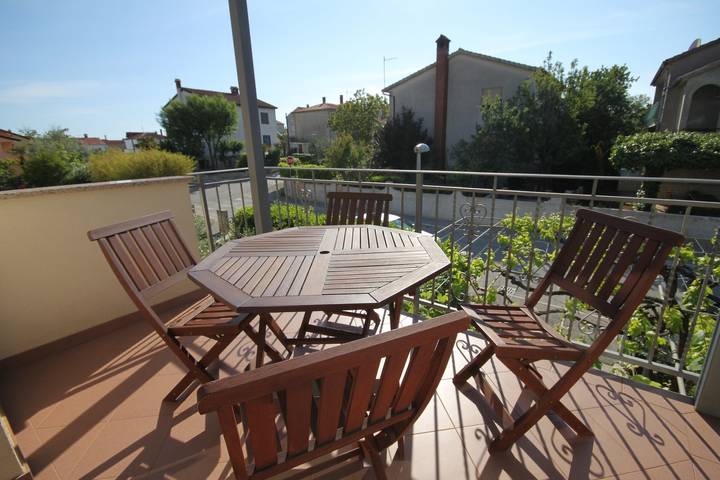 Ganze Wohnung, 2-Zimmer-Ferienwohnung mit Terrasse Pula A-7646-a in Pula-Medulin, Pula