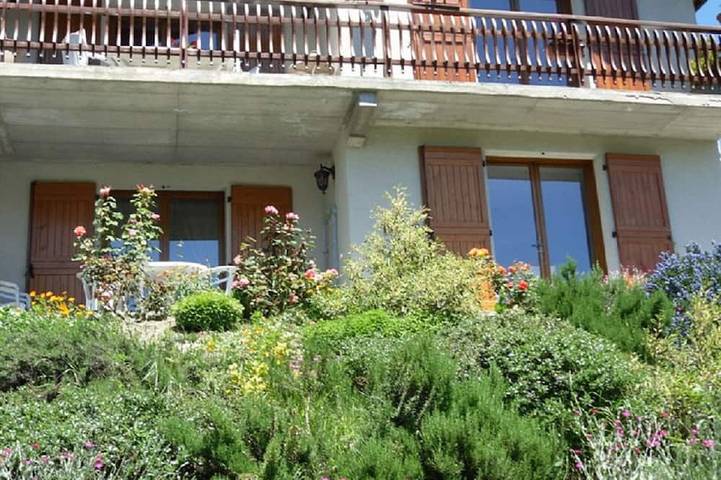 Appartement de vacances pour 4 personnes, avec jardin et terrasse à Ax-les-Thermes
