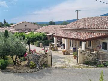 Cottage pour 3 personnes, avec jardin, animaux acceptés à Montbrison-sur-Lez
