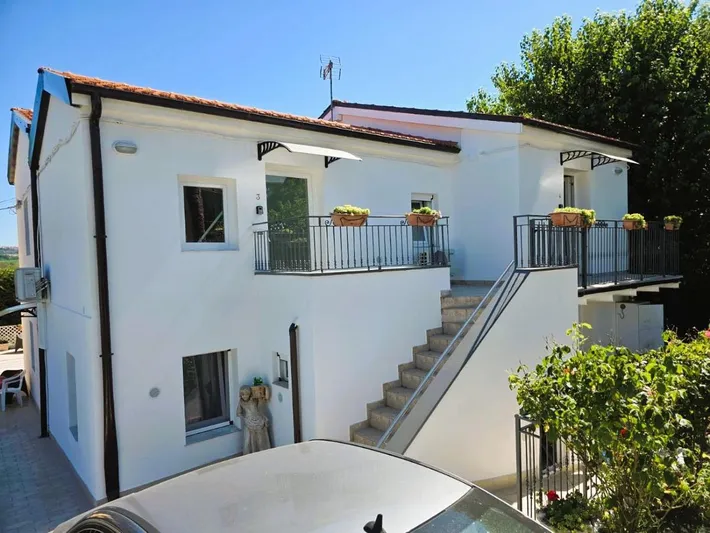 Casa de vacaciones para 4 personas, con vistas y jardín - 1