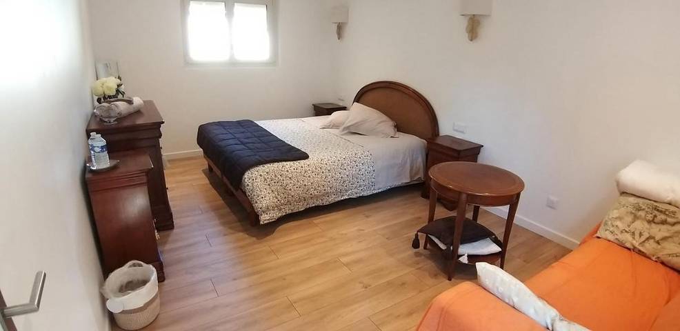 Location de vacances pour 2 personnes, avec jardin et vue à Parigné-l'Évêque - 2