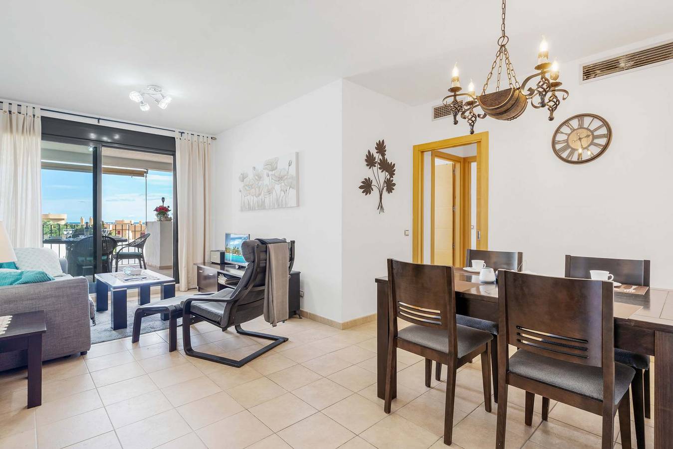Apartamento entero, Apartamento de vacaciones para 4 personas con jardín in La Cala de Mijas, Mijas