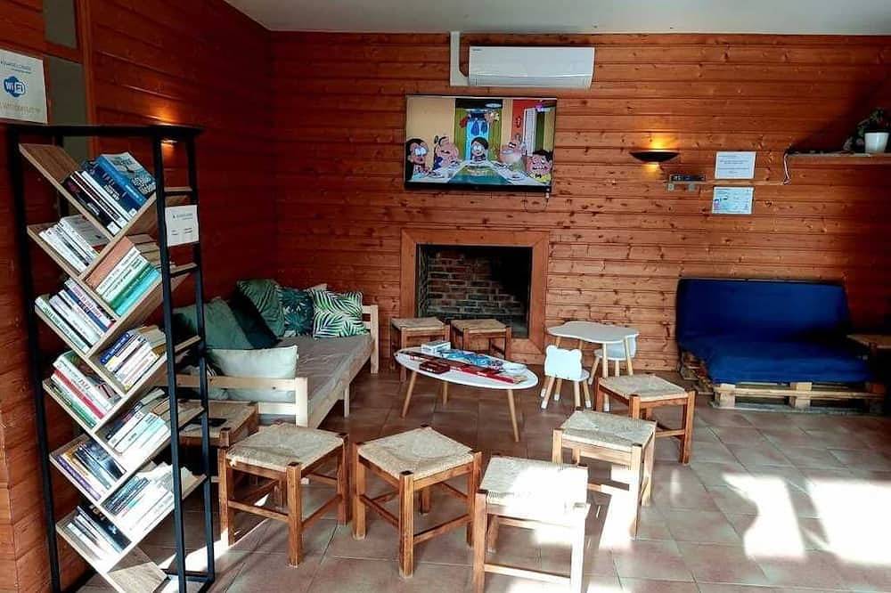 Camping 3 étoiles - eeiicg in Collonges-la-Rouge, Macizo Central