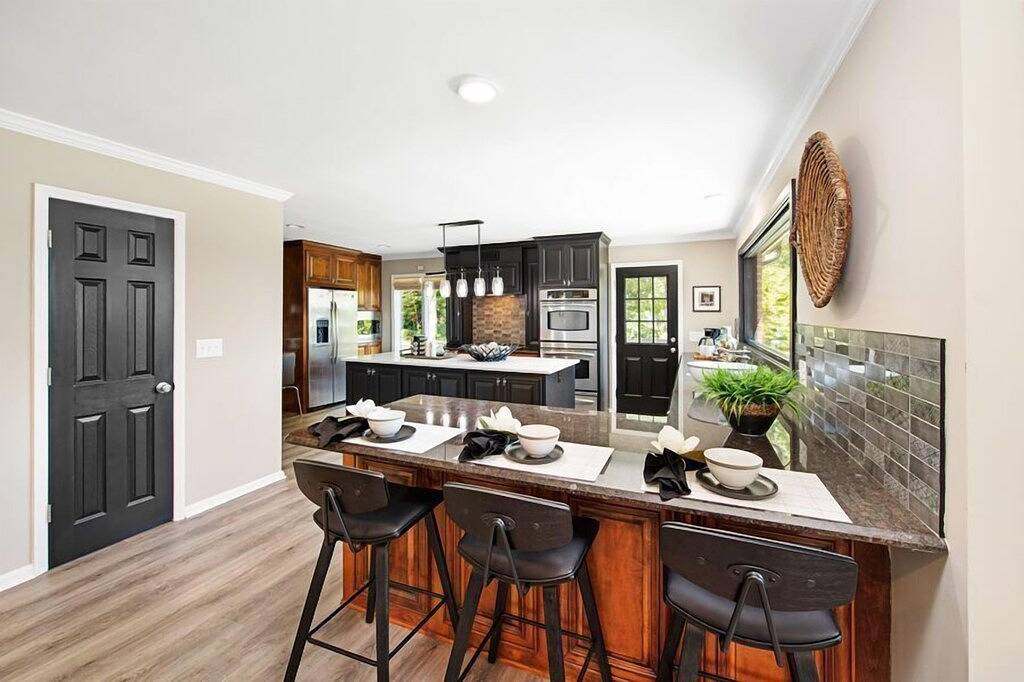 Ringneck Retreat w/Heated Pool, Game Room & Optional Boat Rental in Mayhew, Lake Norman