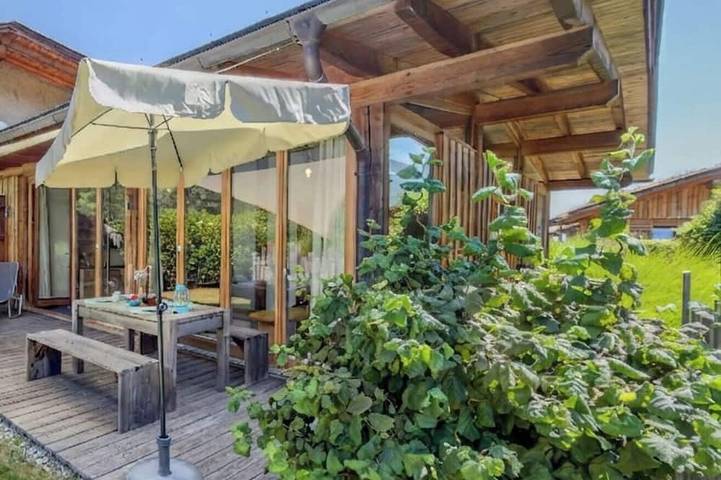 Chalet für 4 Personen, mit Terrasse und Garten sowie Sauna