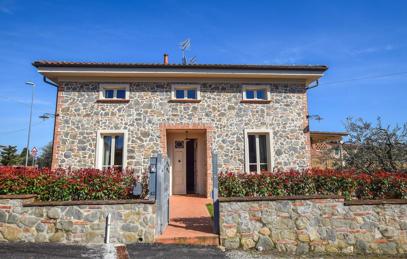 Feriehus for 10 personer med badebasseng in Orentano, Castelfranco di Sotto