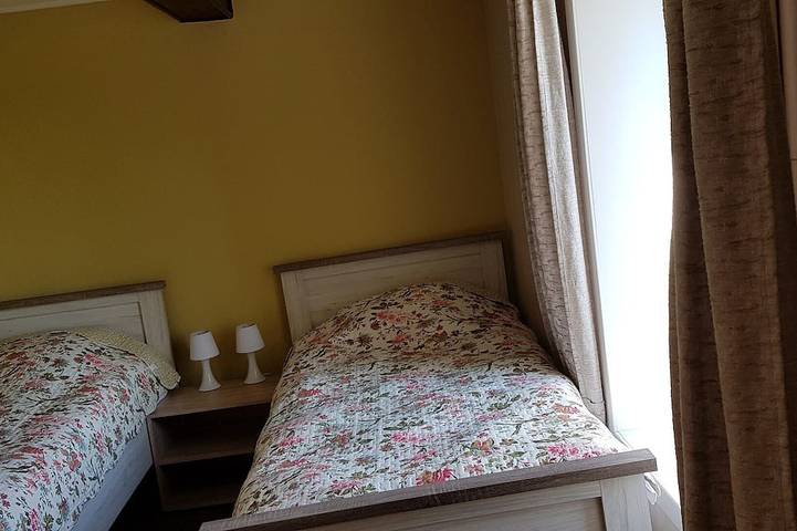 Gîte pour 8 personnes, avec terrasse et jardin à Gedinne - 4