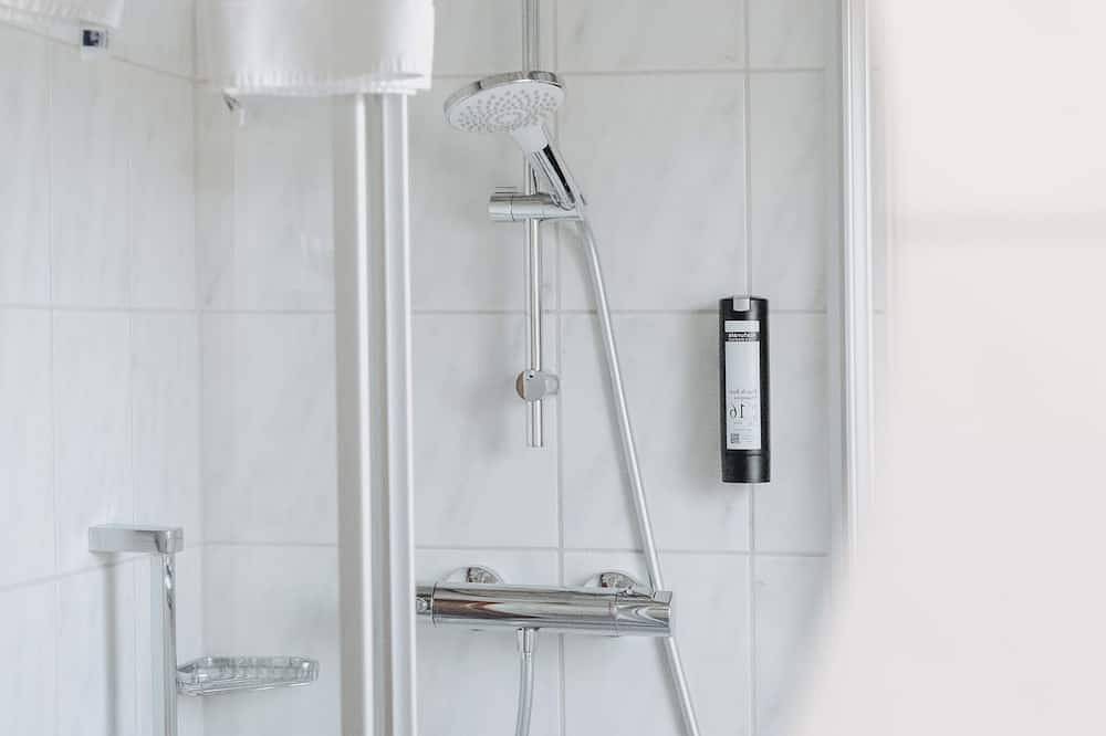 Ganze Wohnung, Ferienappartement Saarschleife - Wellness & Spa gegenüber inklusive! in Saarschleife, Mettlach