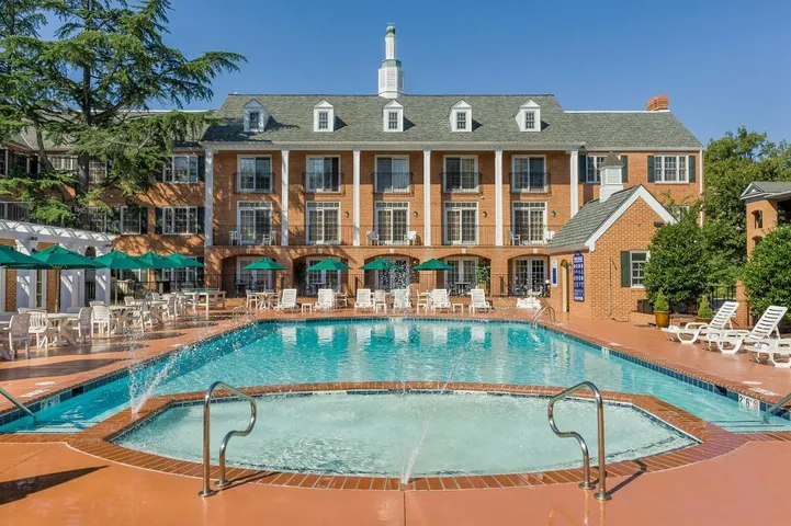 Resort für 10 Personen, mit Pool und Whirlpool - 1