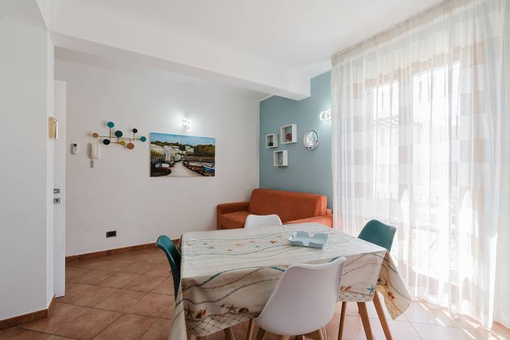 Entire apartment, Apartment 'Kairos' with Shared Pool, Wi-Fi and Air Conditioning in San Vito Lo Capo, Trapani Province