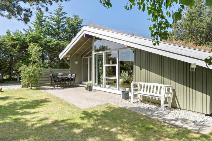Ferienhaus für 6 Personen, mit Whirlpool und Terrasse sowie Sauna, mit Haustier in Rødhus