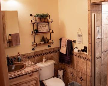 Lake House for 5 Guests in Idaho, USA, Picture 2