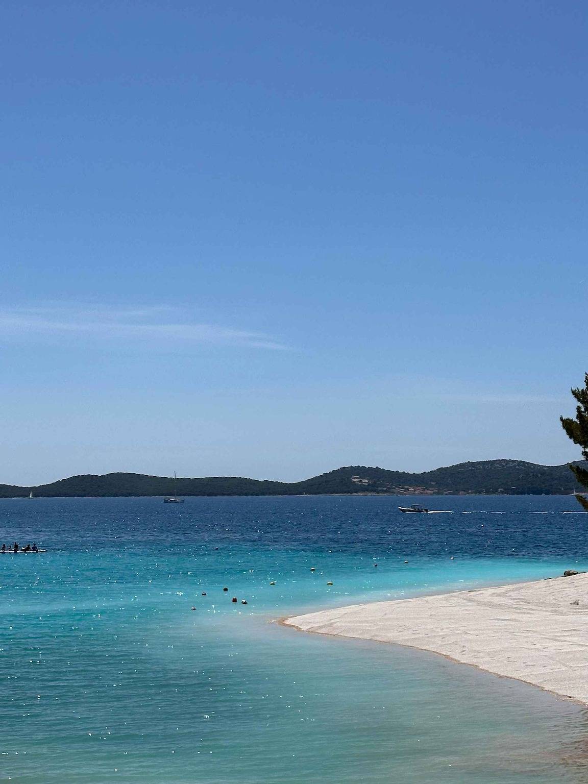 Ganze Ferienwohnung, Ferienwohnung erste Reihe zum Meer  in Drage, Zadar