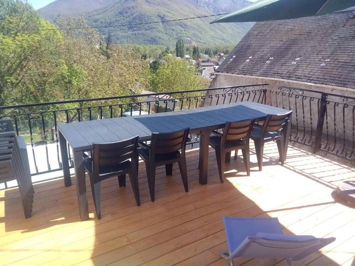 Location de vacances pour 8 personnes, avec Terrasse ainsi que Jardin et Vue à Cierp-Gaud