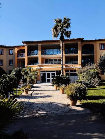 Studio pour 4 Personnes dans Hyeres, Région de Toulon, Photo 3