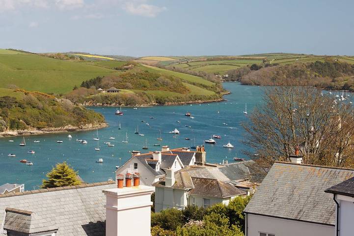 Cottage for 5 people, with garden, with pets in Salcombe