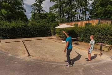 Camping für 4 Personen in Vittel, Neufchâteau (Frankreich), Bild 3