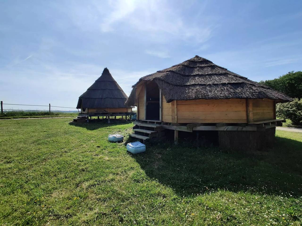 Camarote familiar con Jacuzzi en el bosque 6 personas in Estipouy, Gers