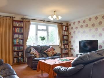 Holiday Home for 6 People in Gloucestershire, Photo 1