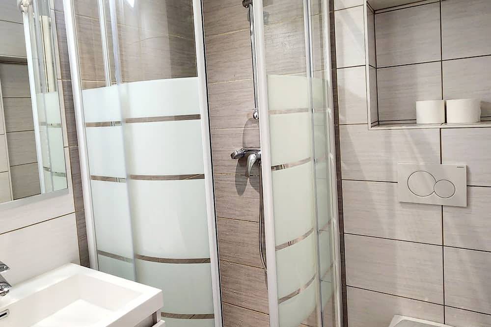 Entire apartment, F2 Ground floor with garden center of Metz in Longeville-lès-Metz, Metz-Campagne