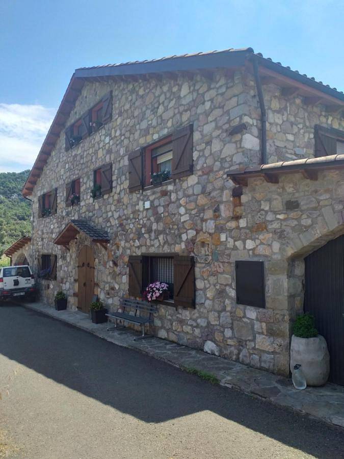 Location de vacances pour 5 personnes, avec terrasse, animaux acceptés à Sopeira - 2