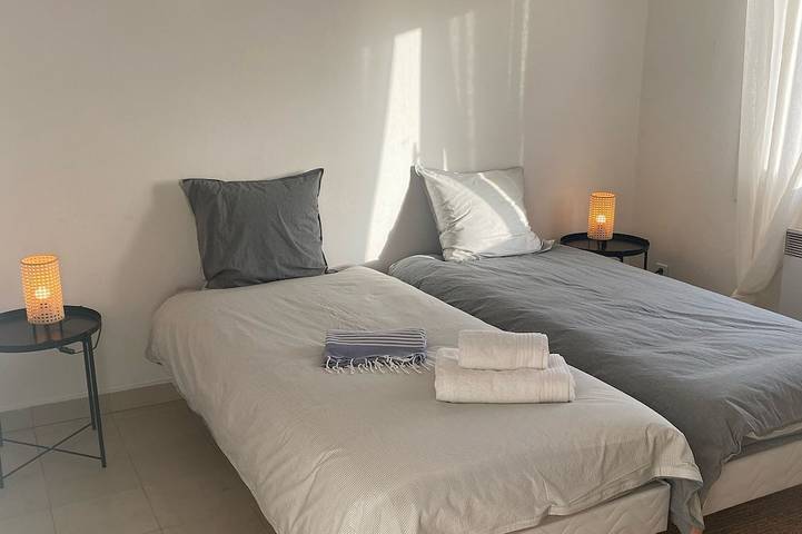 Maison belle vue,  face mer, plage confidentielle à 30 mètres in Pietrosella, Région d'Ajaccio