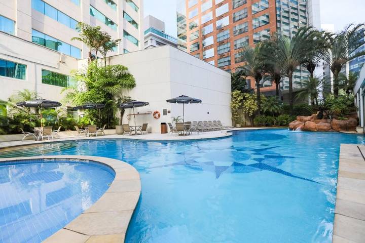Pousadas para 2 pessoas, com sauna e piscina infantil e ainda piscina em Itaim Bibi