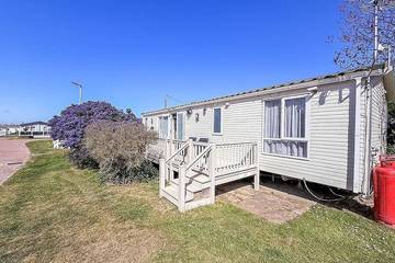 Static Caravan for 8 People in Great Yarmouth, Norfolk, Photo 2