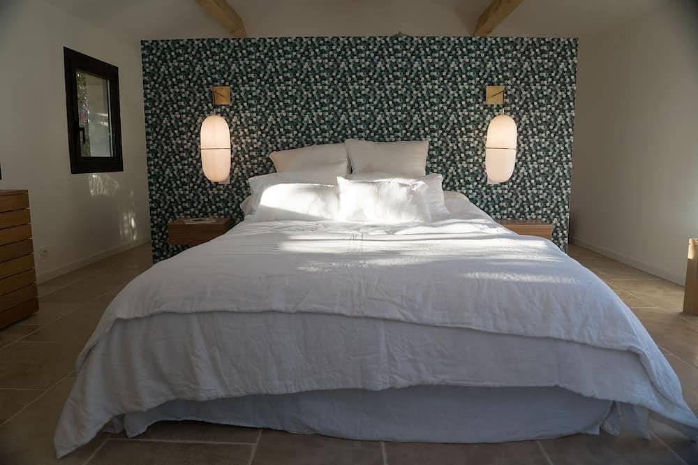 Magnifique villa, piscine et grand jardin paysagé, Montpellier centre in Montpellier, Côte d'Améthyste