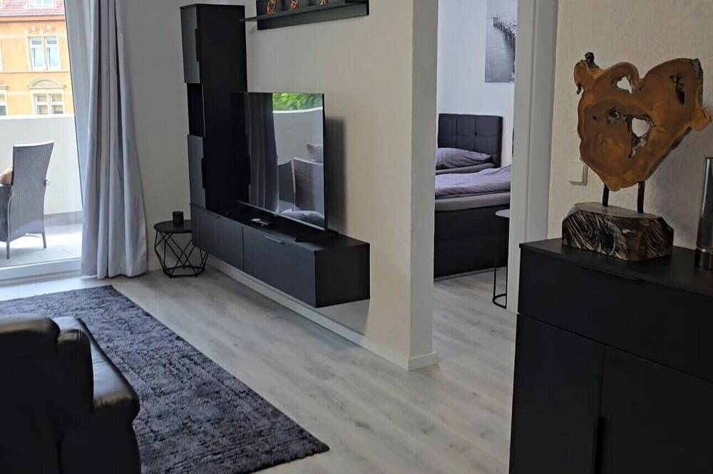 Ganze Wohnung, Family freundliche geräumige Design-Wohnung mit Balkon im Zentrum - Apolonialiving in Karlsruhe, Rheinebene