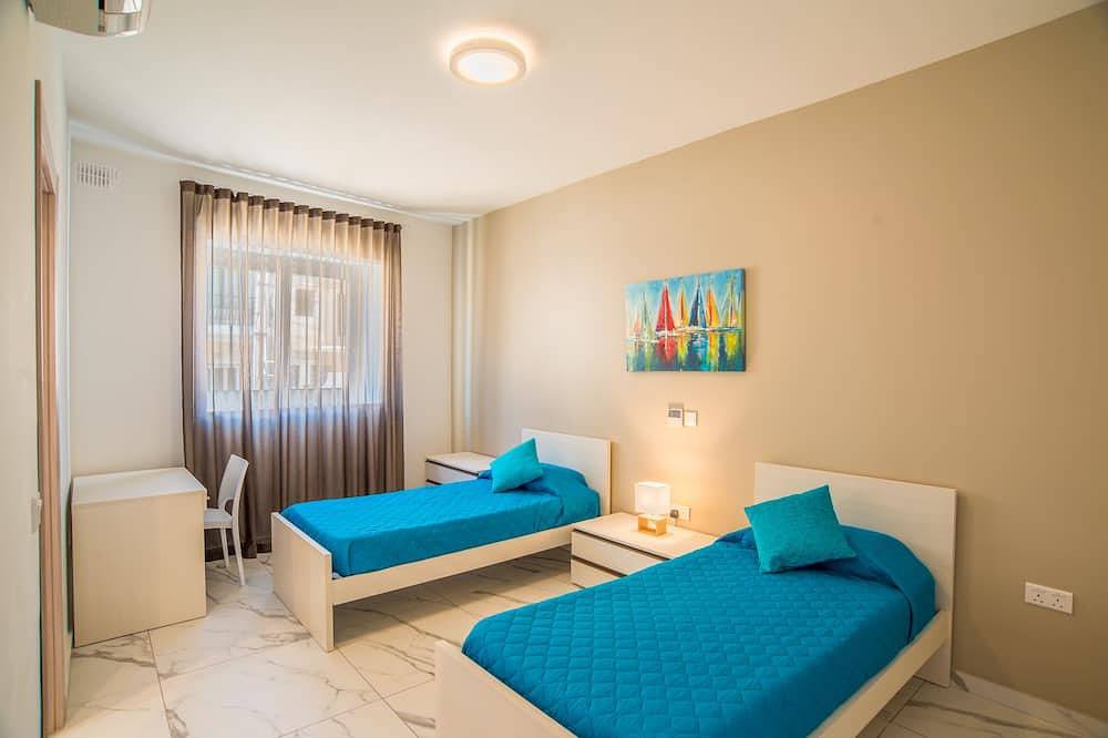 Ganze Wohnung, Villa Apartment mit privatem Pool und freiem Meerblick in Marsaskala, Insel Malta