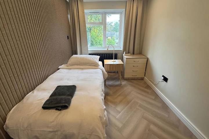 5 Bed Home - Contractors & Professionals - Wifi in Luton, Chiltern Hills