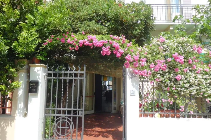 Hotel per 2 persone, con giardino e balcone - 1