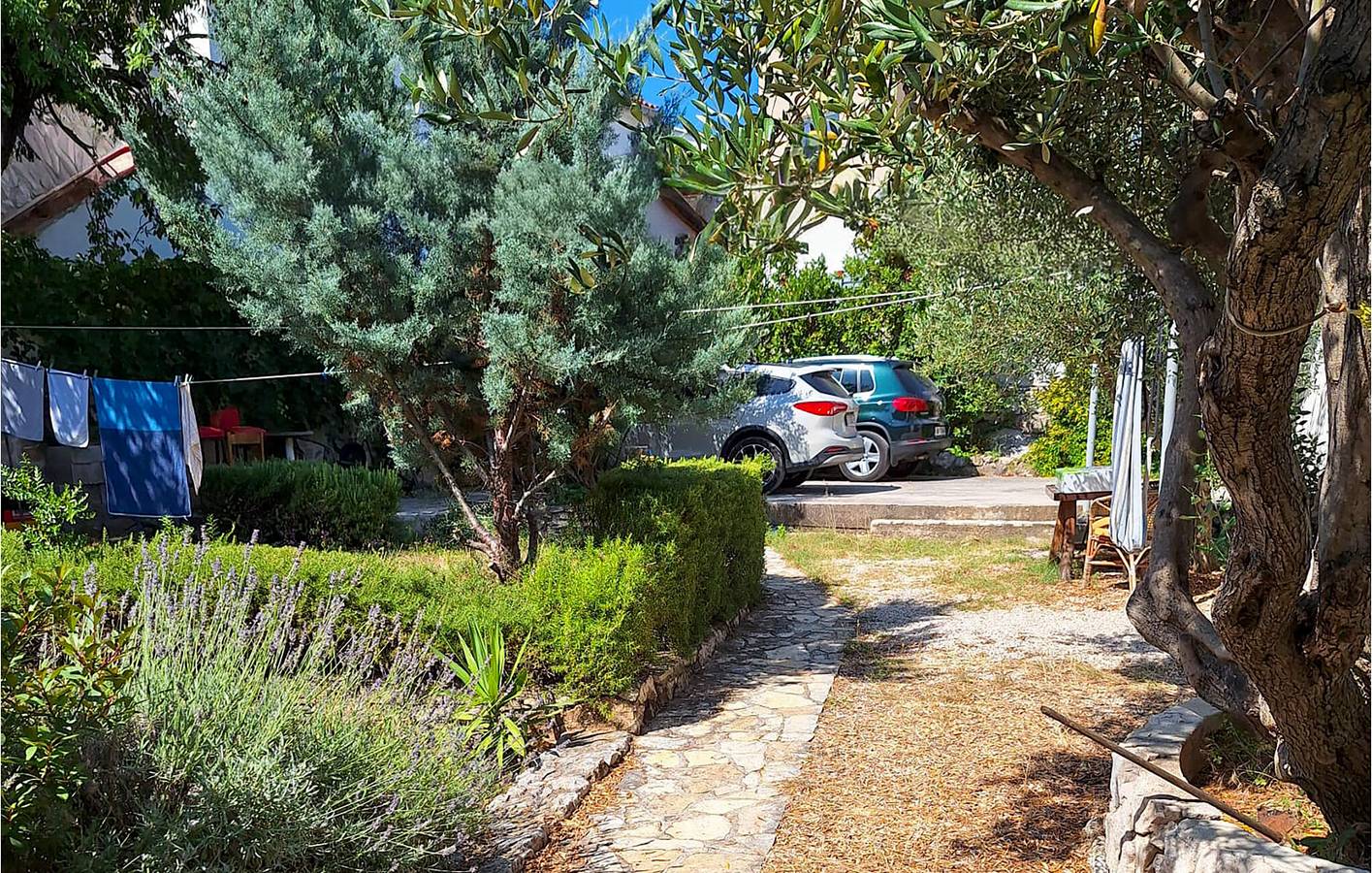 Ganze Ferienwohnung, Ferienwohnung für 4 Personen mit Terrasse in Betina, Tisno