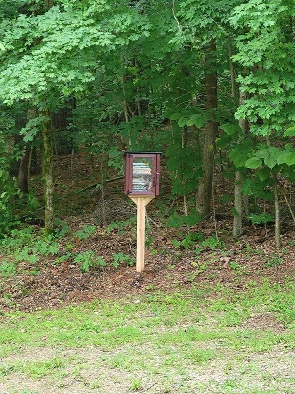 Log Cabin 2 at Osborn Boat Ramp on Patoka Lake in Patoka Lake