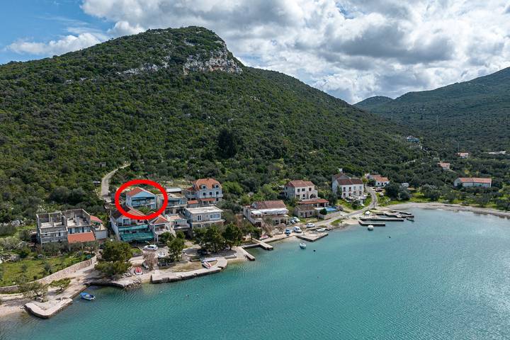 Ganze Wohnung, 2-Zimmer-Ferienwohnung mit Terrasse und Meerblick Luka Dubrava, Peljesac -b in Dubrovnik-Neretva