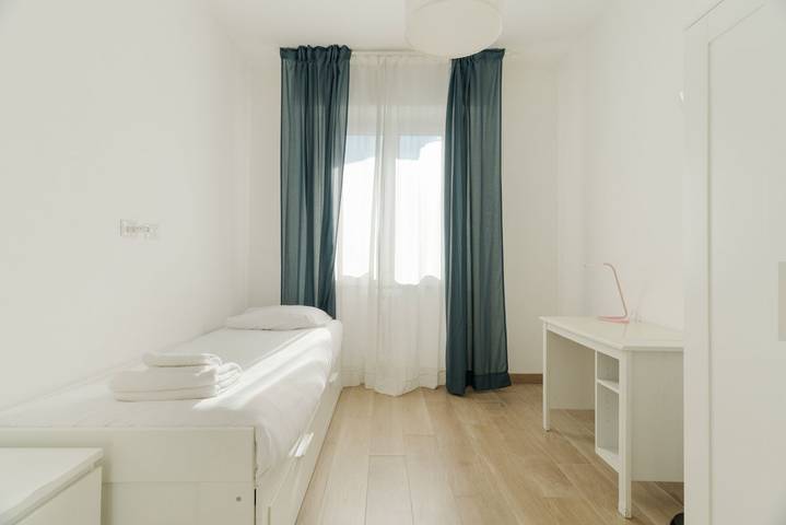 Ganze Wohnung, Ferienwohnung für 6 Personen mit Balkon/Terrasse in Mailand, Mailand Provinz