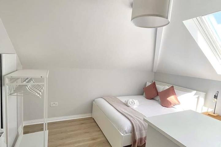 Apartamento entero, Modern and Accessible - sleeps 8 in Galway, Condado de Galway