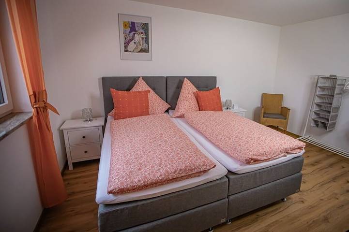 Ferienwohnung für 5 Personen, mit Balkon und Garten in Burtenbach - 3