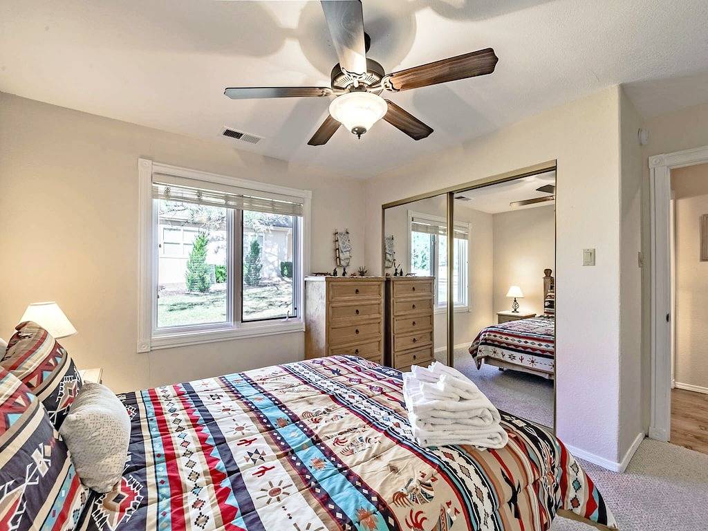 Db Mountain, 2 Schlafzimmer, Feuerstelle, Wlan, Whirlpool, Eingezäunter Hof, 6 Personen in Ruidoso, Ski Apache