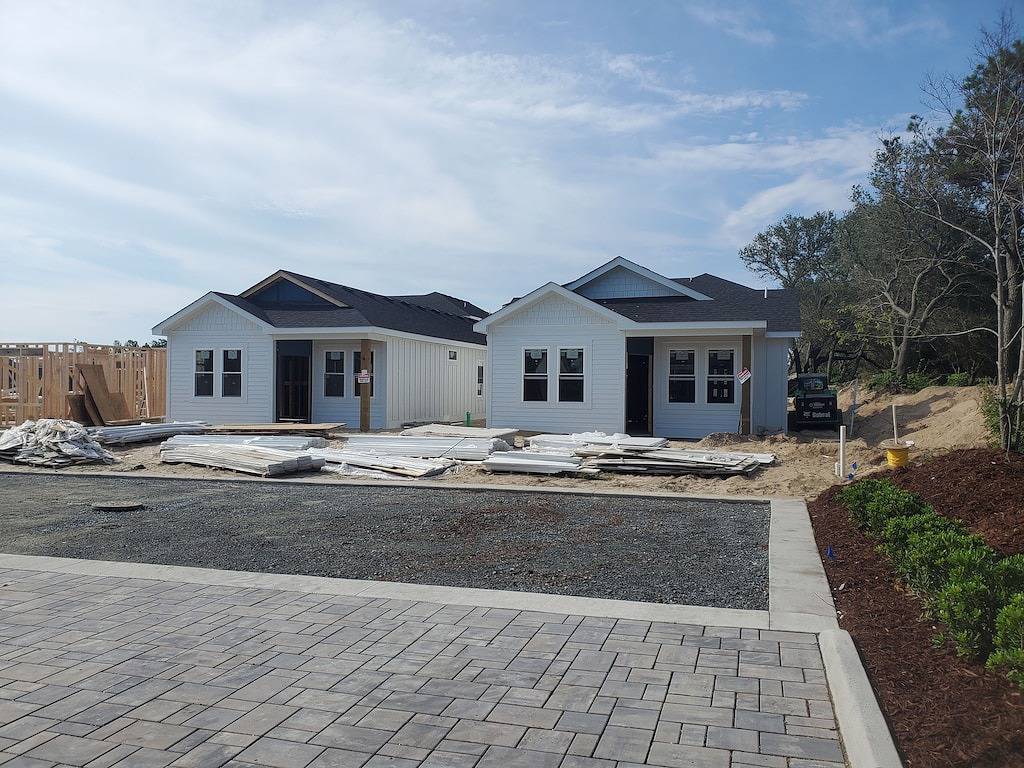 Ganze Wohnung, Walk to Corolla Village and the Beach! in Corolla, Currituck County