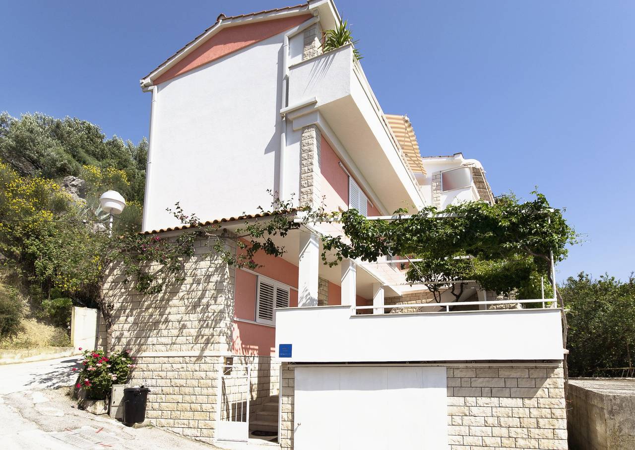 Apartamento entero, Studio flat with terrace and sea view Podgora, Makarska As-2714-a in Podgora, Rivera de Makarska