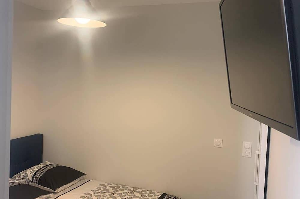 Ganze Wohnung, Le Chic-Joli T2 city center -2mn station and hyper center (ideal for couples, students, business) in Niort, Niort und Umgebung