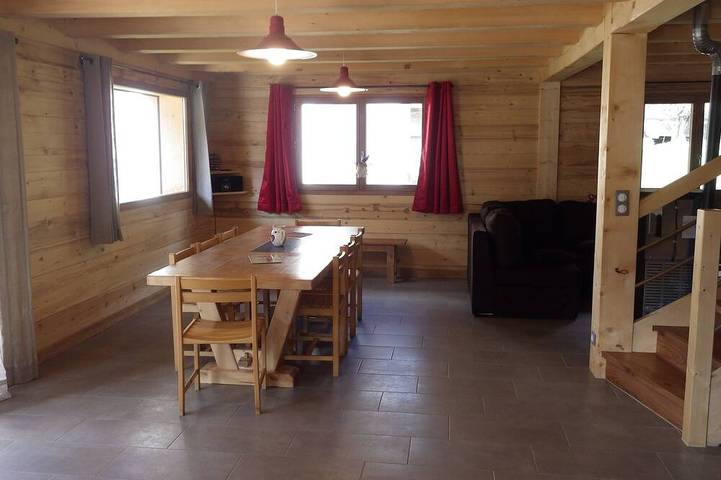Maison pour 12 personnes, avec Balcon ainsi que Jardin et Piscine à La Giettaz