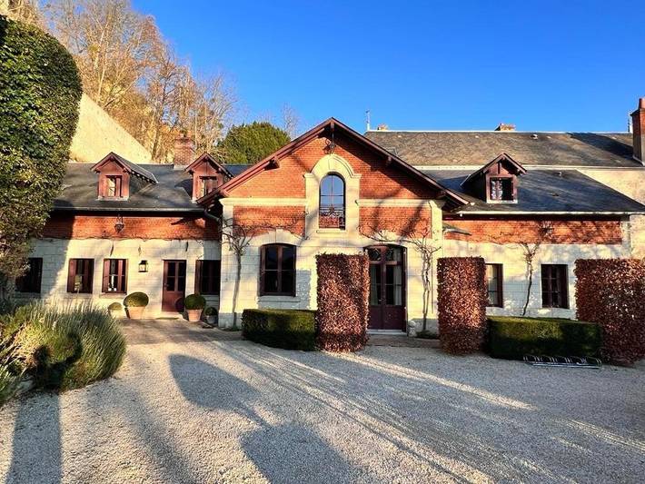 Hôtel pour 2 personnes, avec piscine ainsi que jardin et vue à Rochecorbon - 2