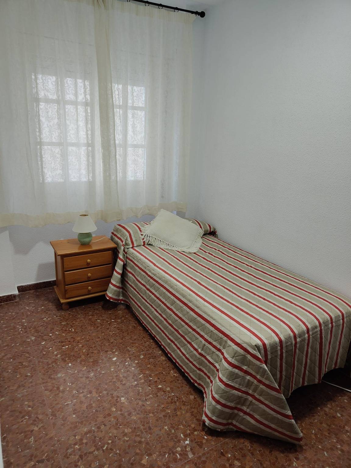 Ganze Wohnung, Apartment 'Piso Mar y Sol' mit Meerblick, privater Terrasse und Klimaanlage in La Cala del Moral, Rincón de la Victoria