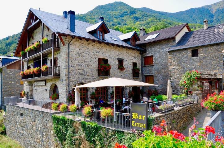 Gîte pour 2 personnes, avec Balcon ainsi que Terrasse et Vue à Torla