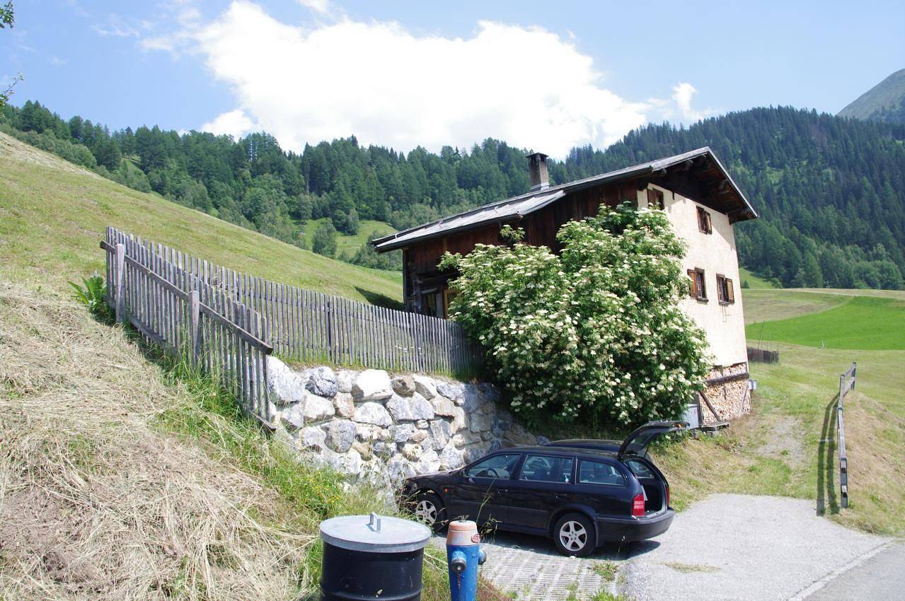 Holiday cottage-Altes Walserhaus Brün in Safiental, Alpenarena