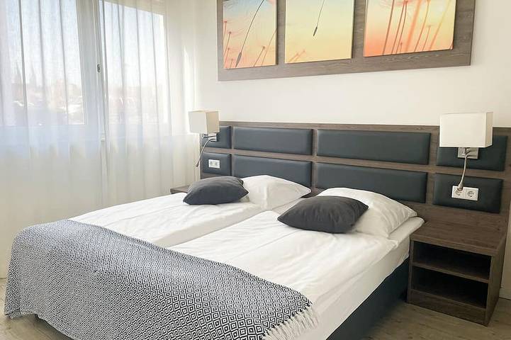 Ferienwohnung für 4 Personen, mit Terrasse und Sauna in Neuruppin - 3